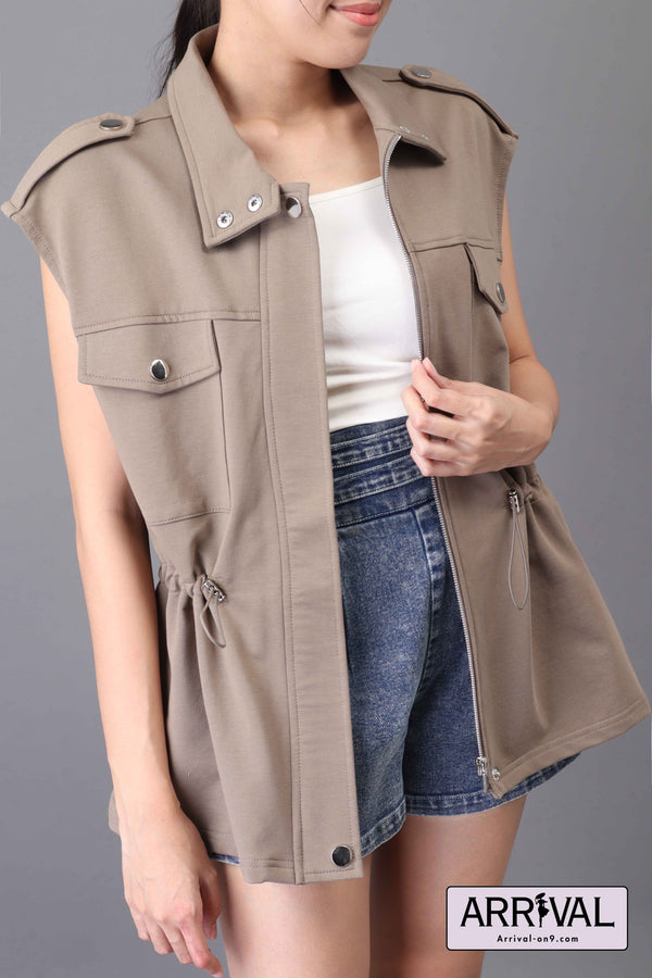 Nued Outer
